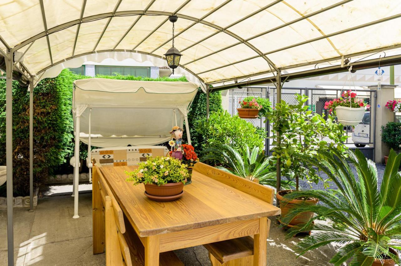 Le Rondini Hotel Tirano Ngoại thất bức ảnh