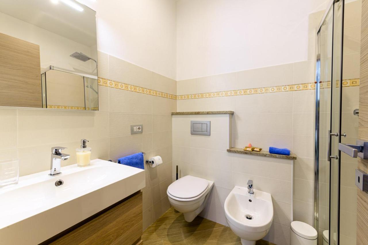 Le Rondini Hotel Tirano Ngoại thất bức ảnh