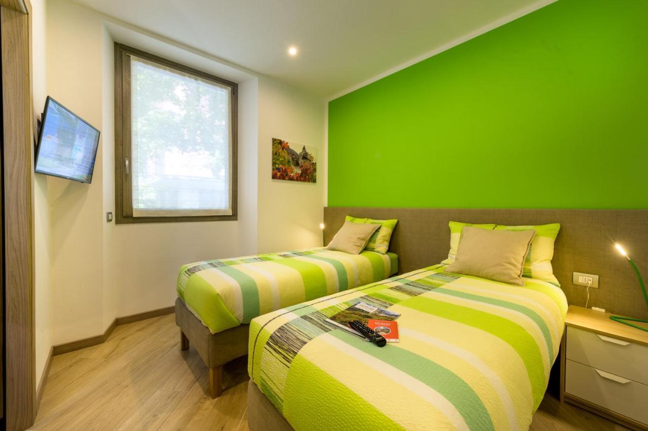 Le Rondini Hotel Tirano Ngoại thất bức ảnh